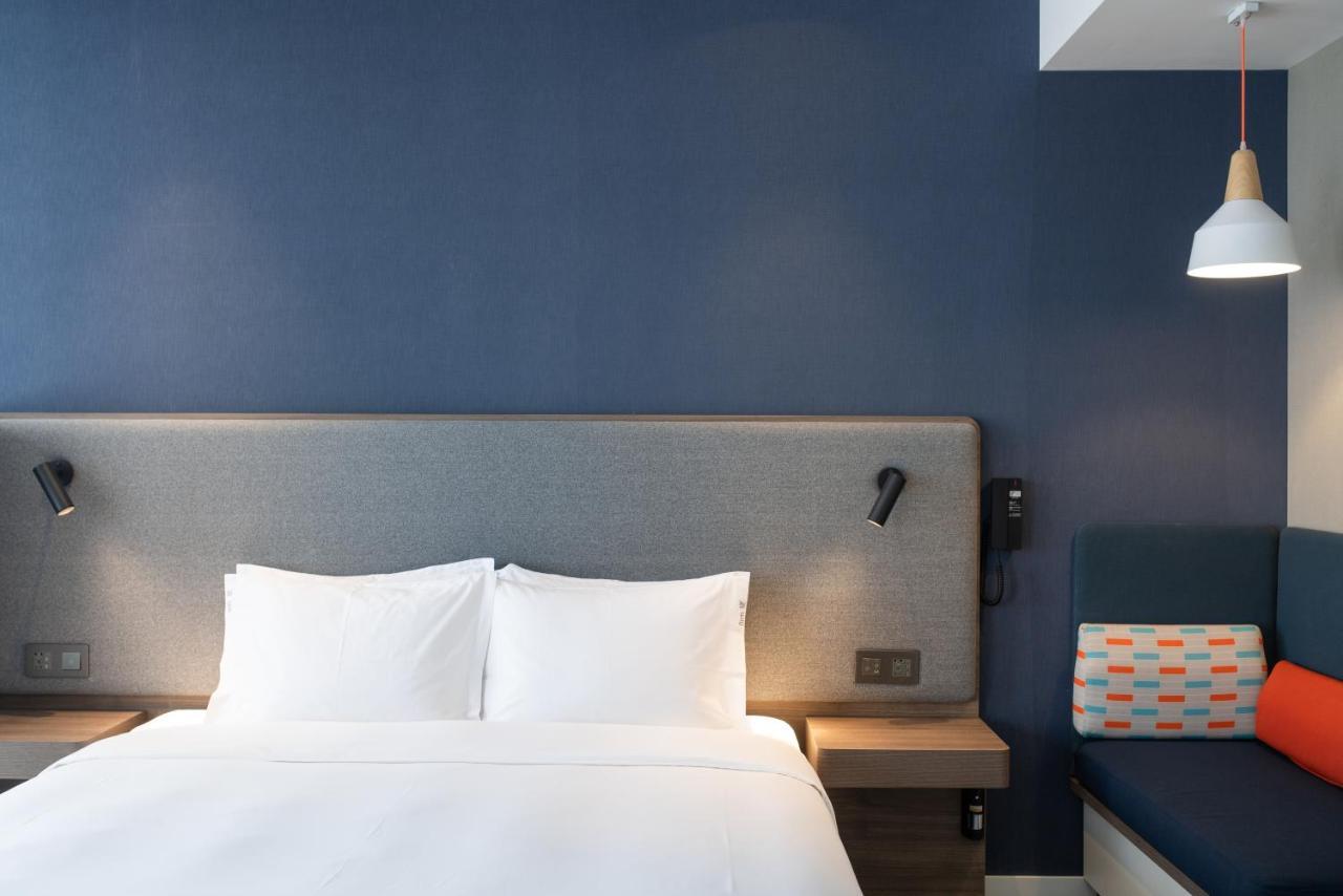 Holiday Inn Express Zhuhai Gongbei By Ihg Exteriör bild