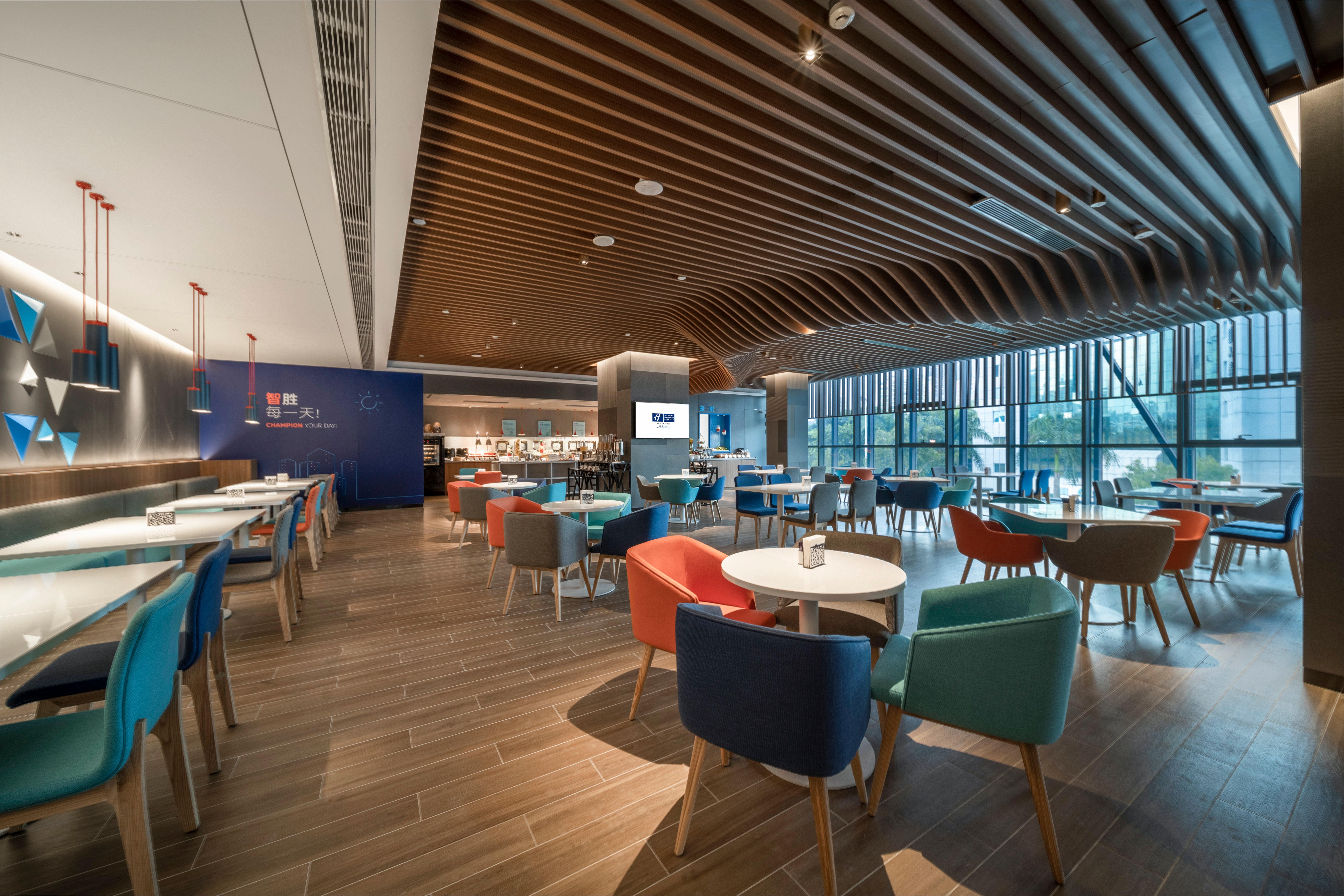 Holiday Inn Express Zhuhai Gongbei By Ihg Exteriör bild