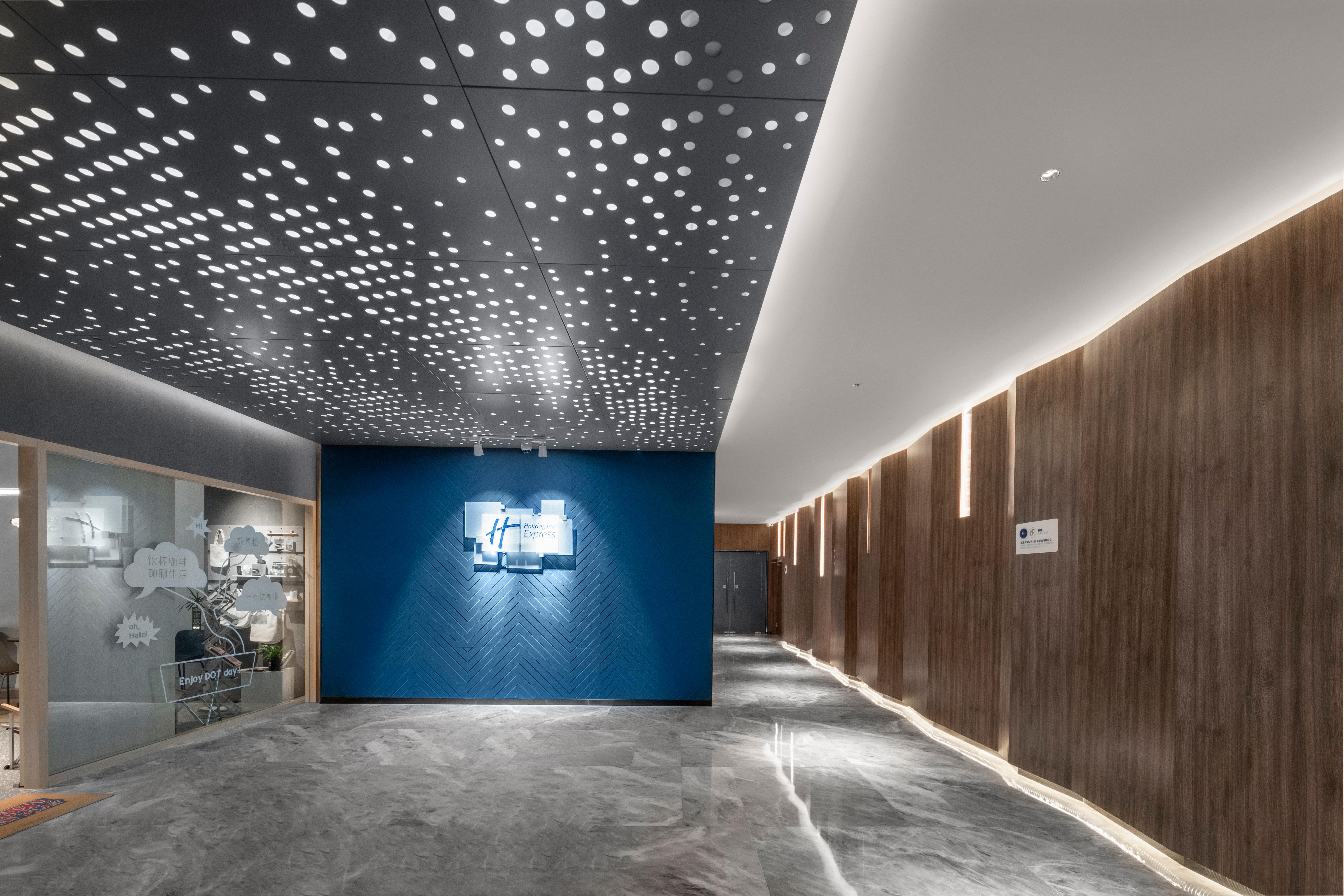 Holiday Inn Express Zhuhai Gongbei By Ihg Exteriör bild